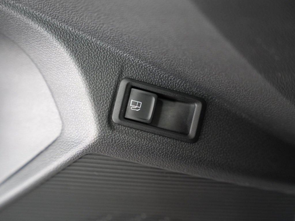 Volkswagen Taos SE FWD 2022