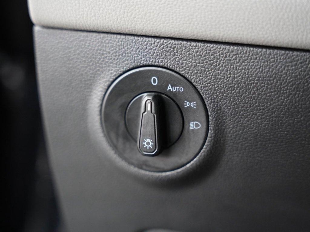 Volkswagen Taos SE FWD 2022