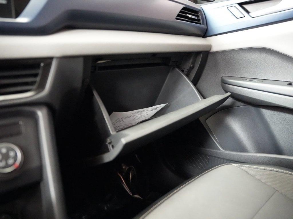 Volkswagen Taos SE FWD 2022