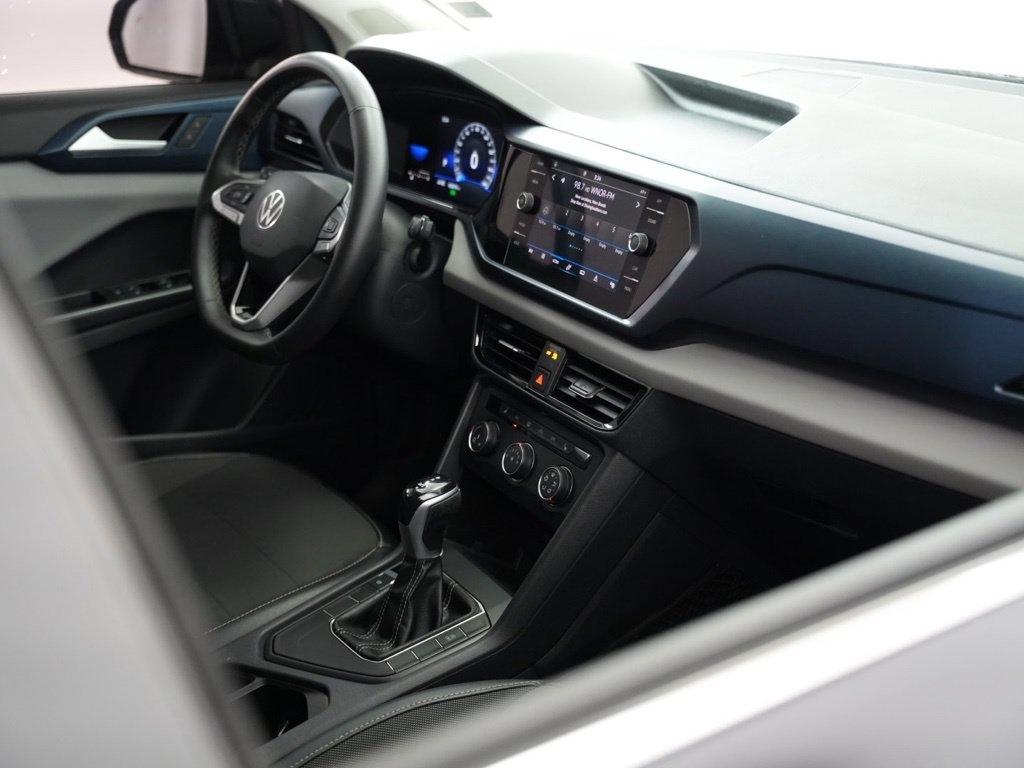 Volkswagen Taos SE FWD 2022