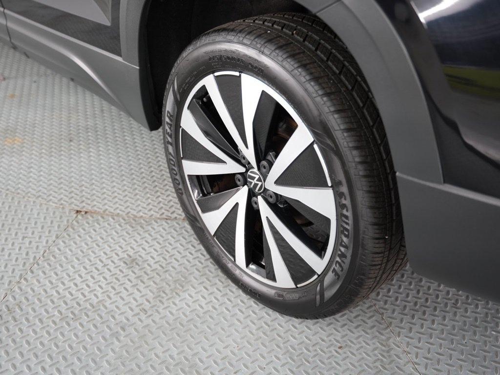 Volkswagen Taos SE FWD 2022