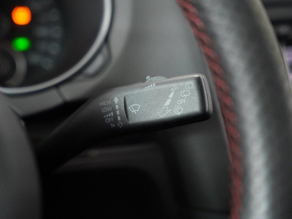Volkswagen GTI 4dr HB Man w/Sunroof & Navi PZEV 2012
