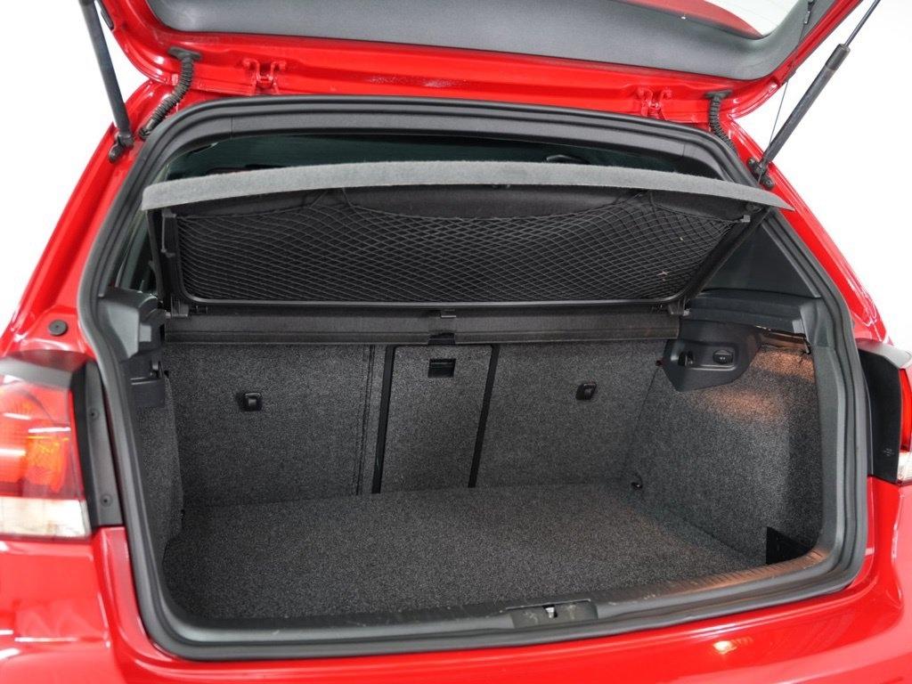 Volkswagen GTI 4dr HB Man w/Sunroof & Navi PZEV 2012