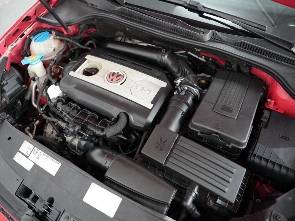 Volkswagen GTI 4dr HB Man w/Sunroof & Navi PZEV 2012