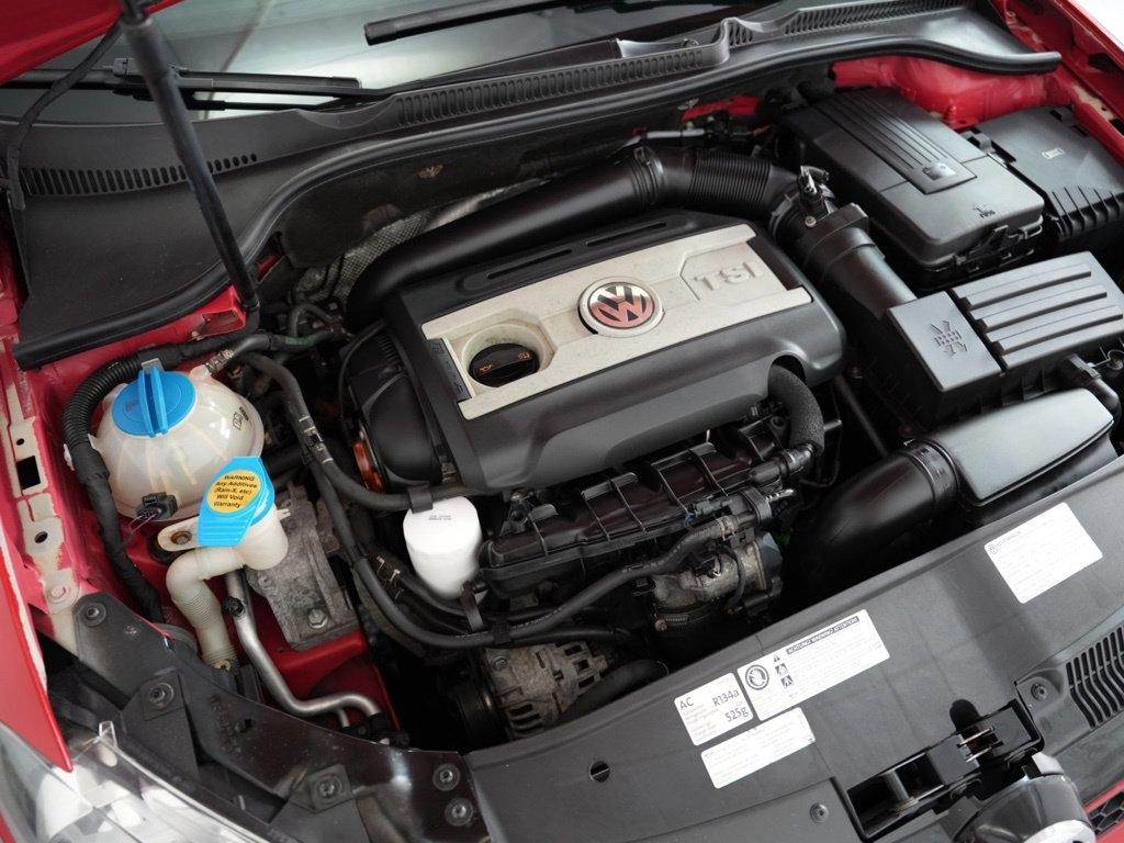 Volkswagen GTI 4dr HB Man w/Sunroof & Navi PZEV 2012