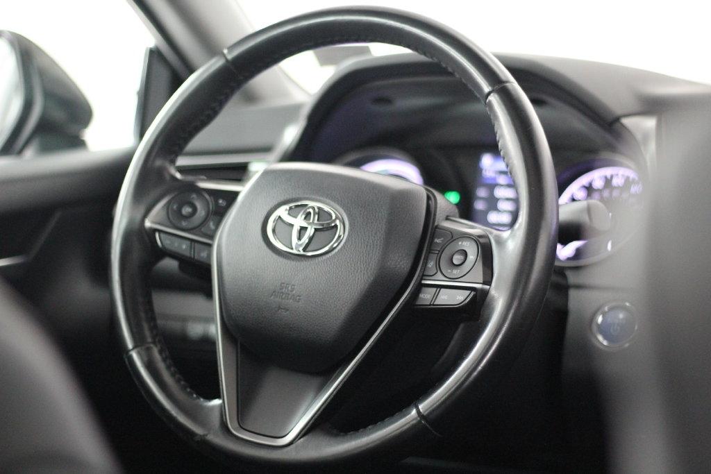 Toyota Camry Hybrid SE CVT (Natl) 2022