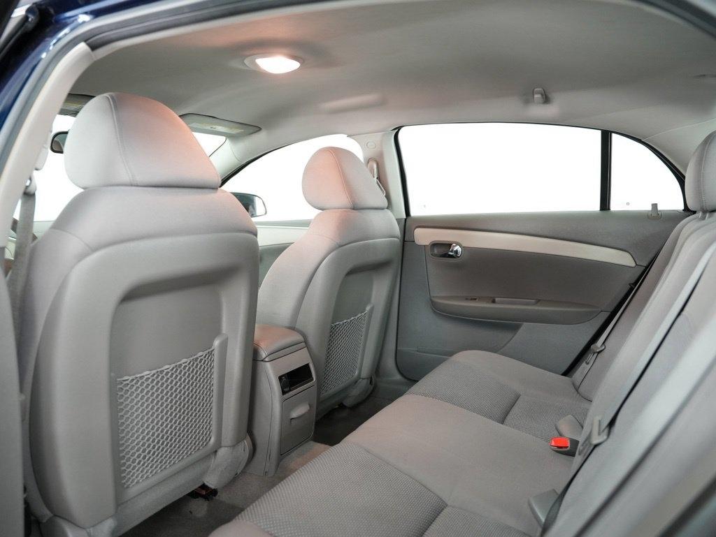 Chevrolet Malibu 4dr Sdn LS w/1LS 2012