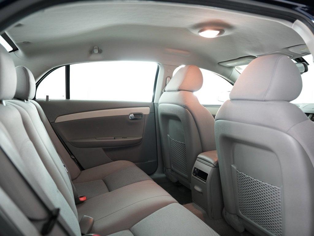 Chevrolet Malibu 4dr Sdn LS w/1LS 2012