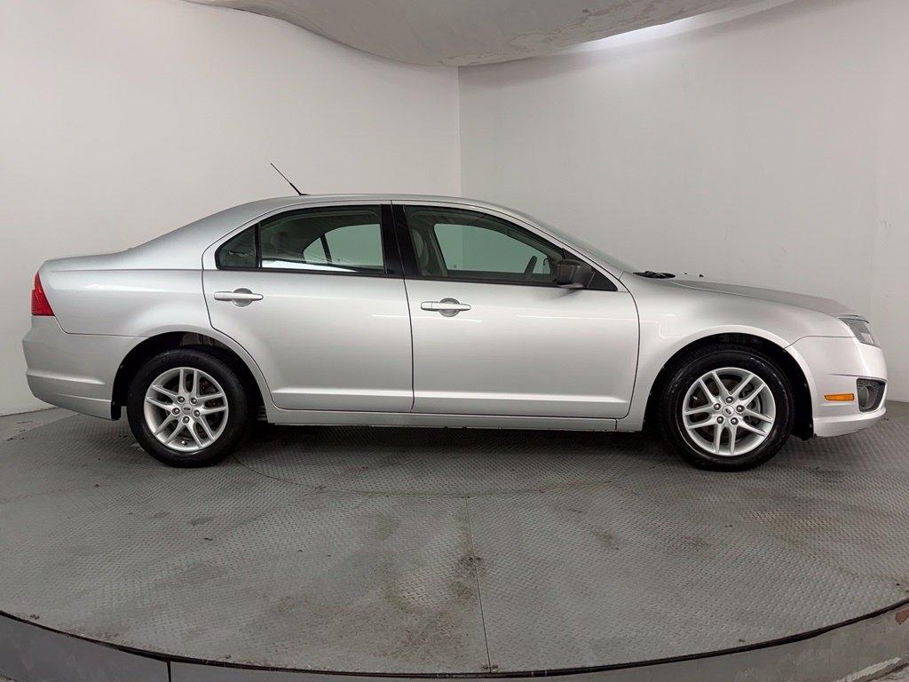 Ford Fusion 4dr Sdn S FWD 2012
