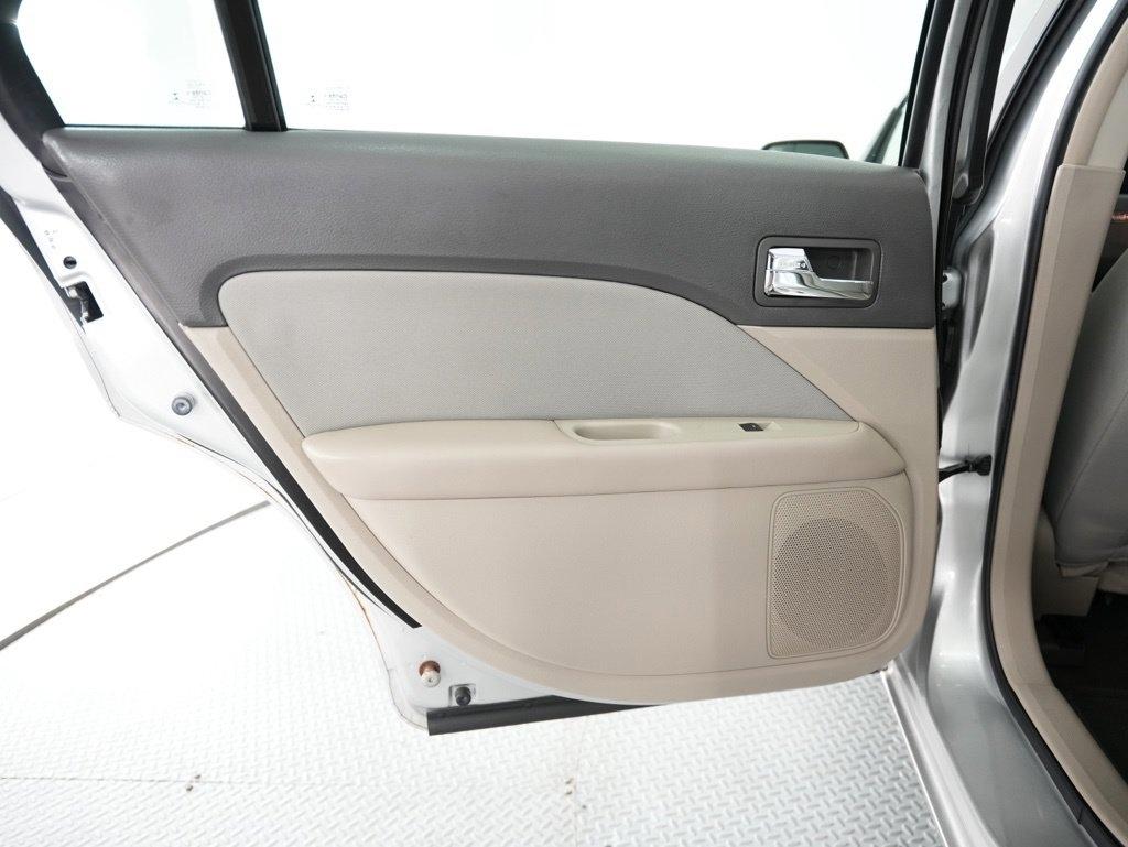Ford Fusion 4dr Sdn S FWD 2012