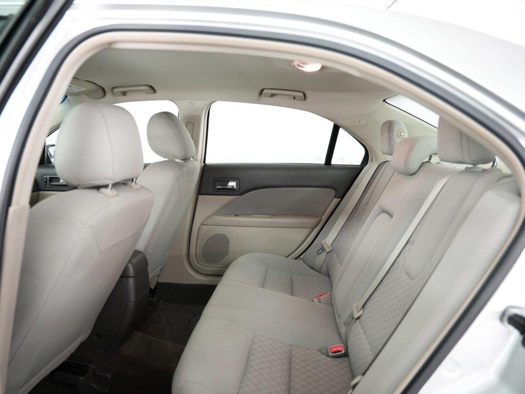 Ford Fusion 4dr Sdn S FWD 2012