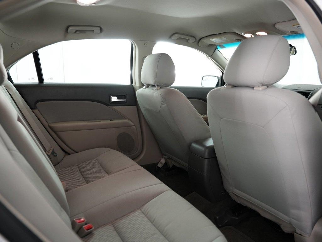 Ford Fusion 4dr Sdn S FWD 2012