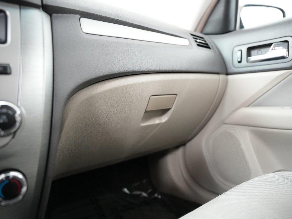 Ford Fusion 4dr Sdn S FWD 2012
