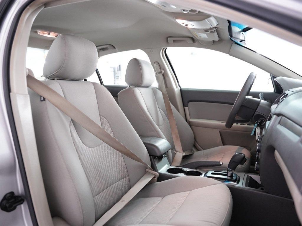 Ford Fusion 4dr Sdn S FWD 2012