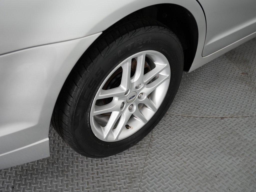 Ford Fusion 4dr Sdn S FWD 2012