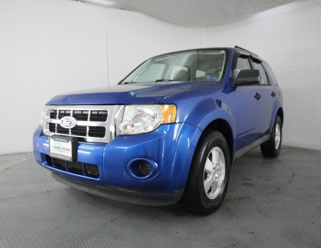 Ford Escape FWD 4dr XLS 2011