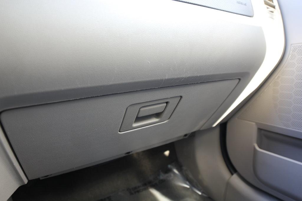 Ford Escape FWD 4dr XLS 2011