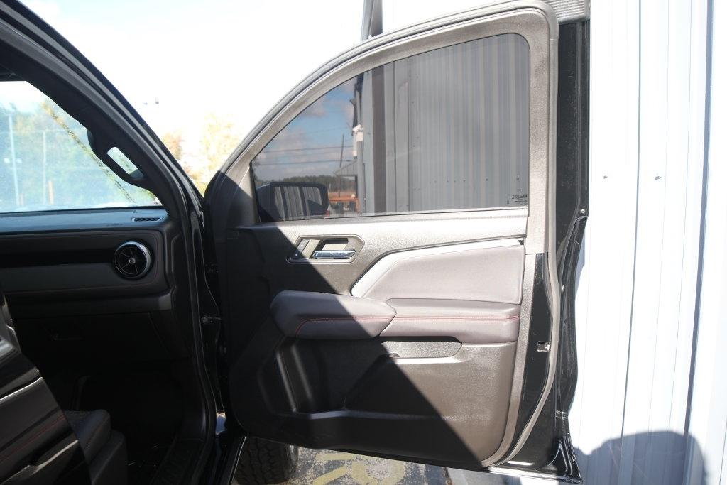 Chevrolet Colorado 4WD Crew Cab Z71 2024