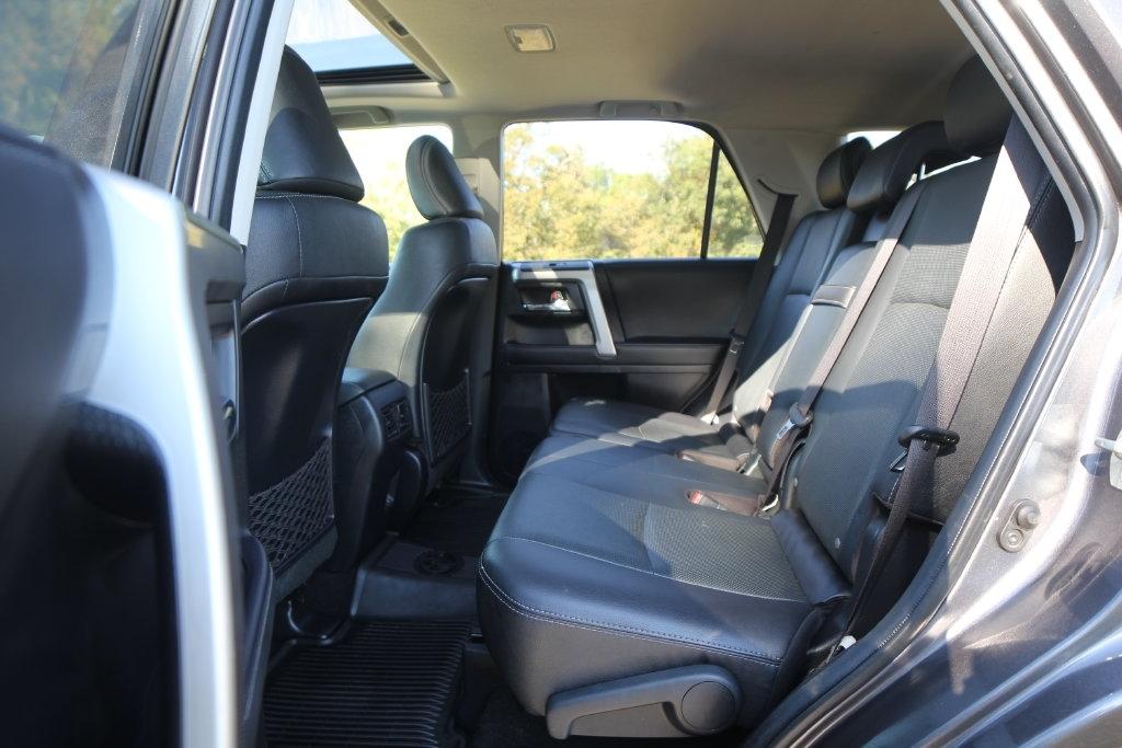 Toyota 4Runner Limited 4WD (Natl) 2022