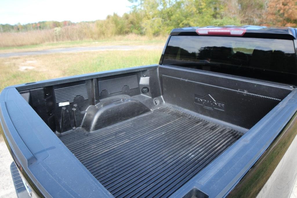 GMC Sierra 1500 4WD Crew Cab 147" SLE 2019