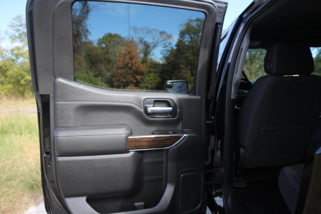 GMC Sierra 1500 4WD Crew Cab 147" SLE 2019