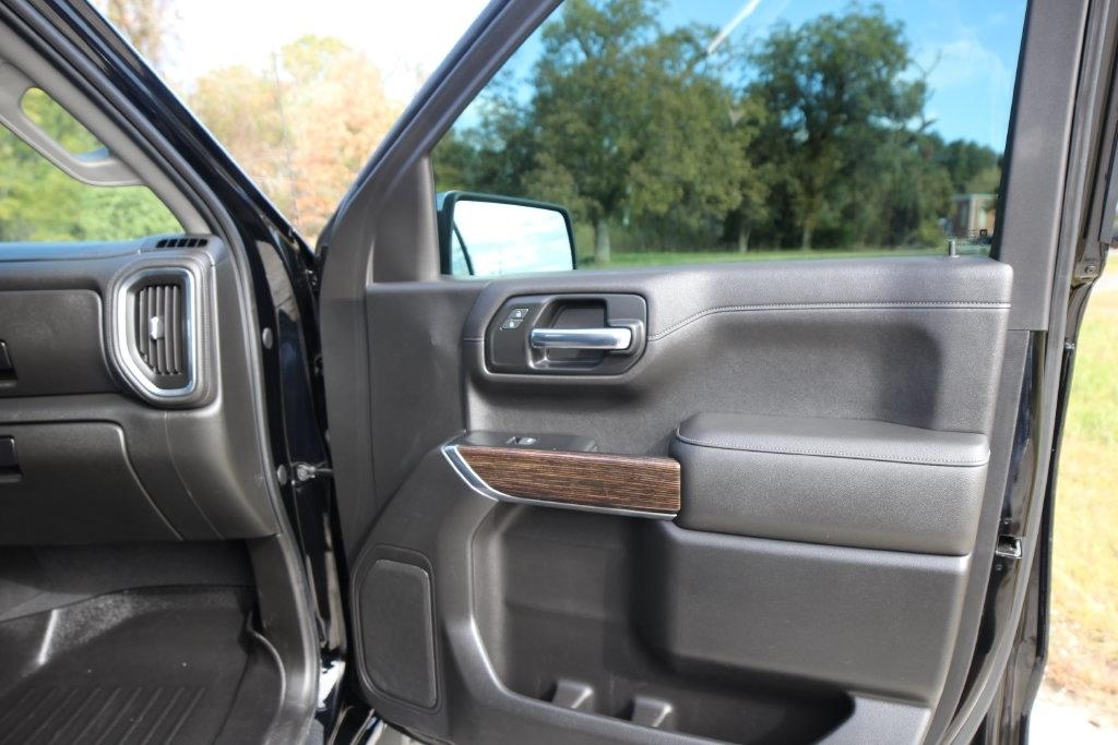 GMC Sierra 1500 4WD Crew Cab 147" SLE 2019