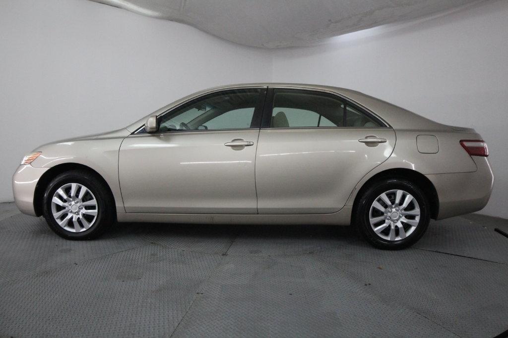 Toyota Camry 4dr Sdn I4 Auto XLE (Natl) 2007