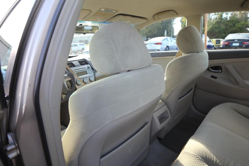 Toyota Camry 4dr Sdn I4 Auto XLE (Natl) 2007