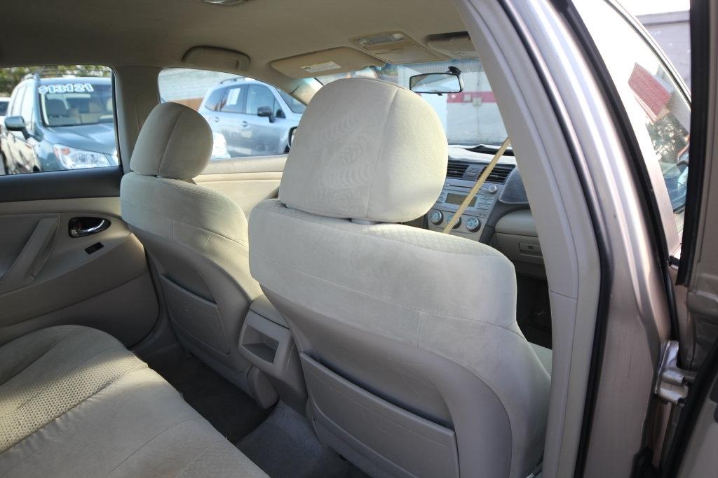 Toyota Camry 4dr Sdn I4 Auto XLE (Natl) 2007