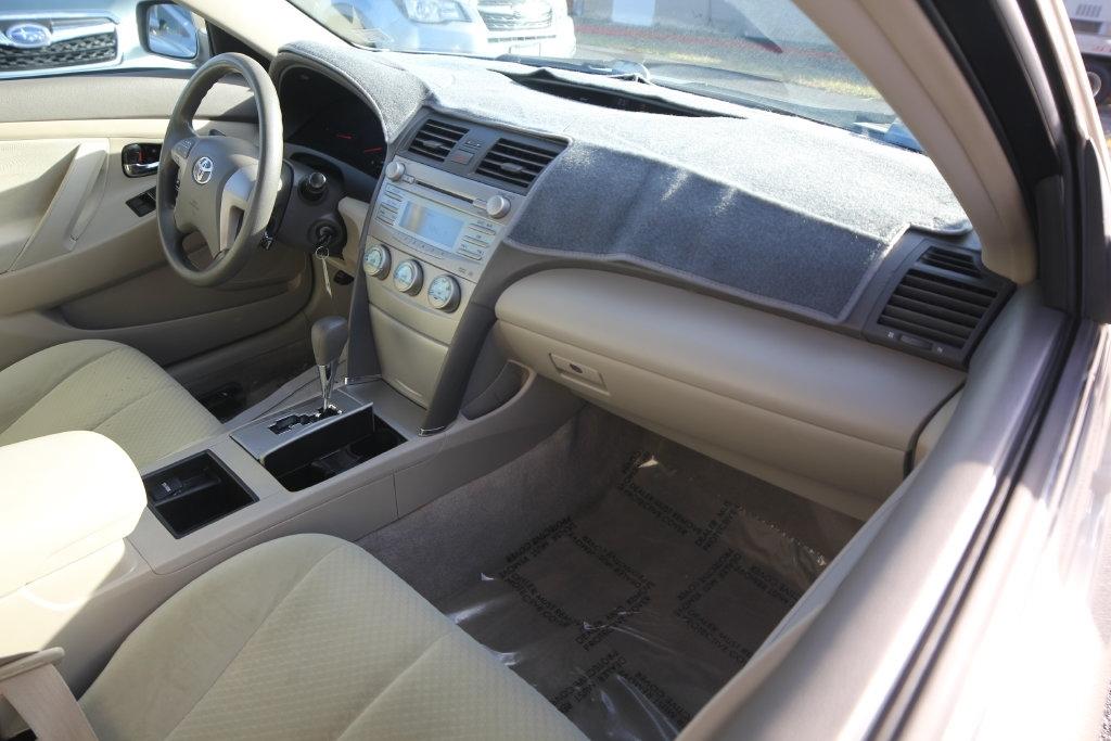 Toyota Camry 4dr Sdn I4 Auto XLE (Natl) 2007