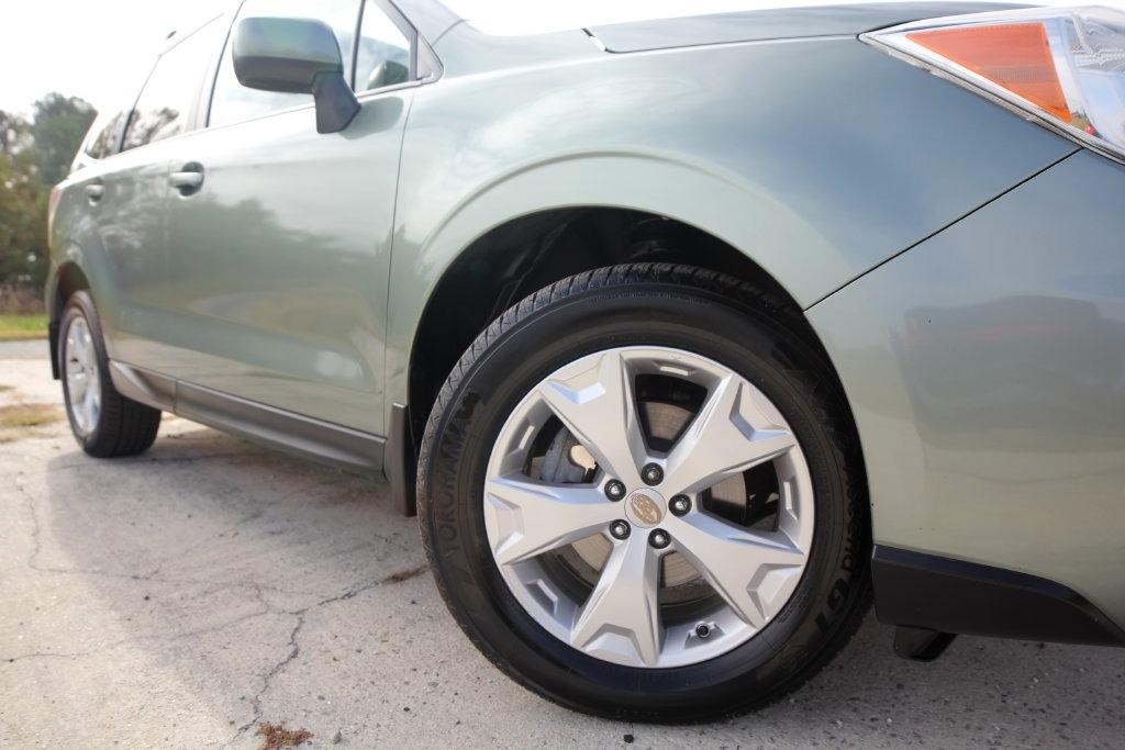 Subaru Forester 4dr CVT 2.5i Premium PZEV 2015