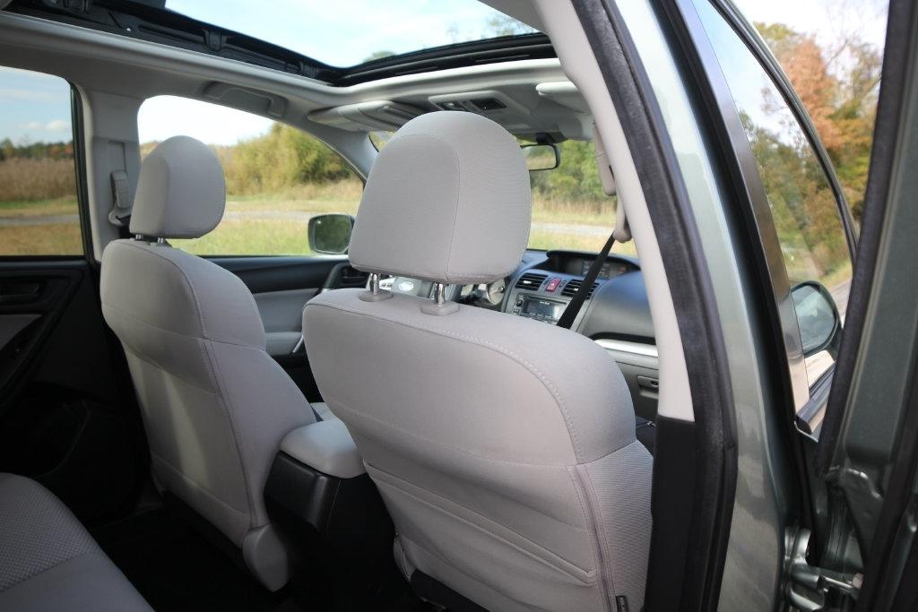 Subaru Forester 4dr CVT 2.5i Premium PZEV 2015