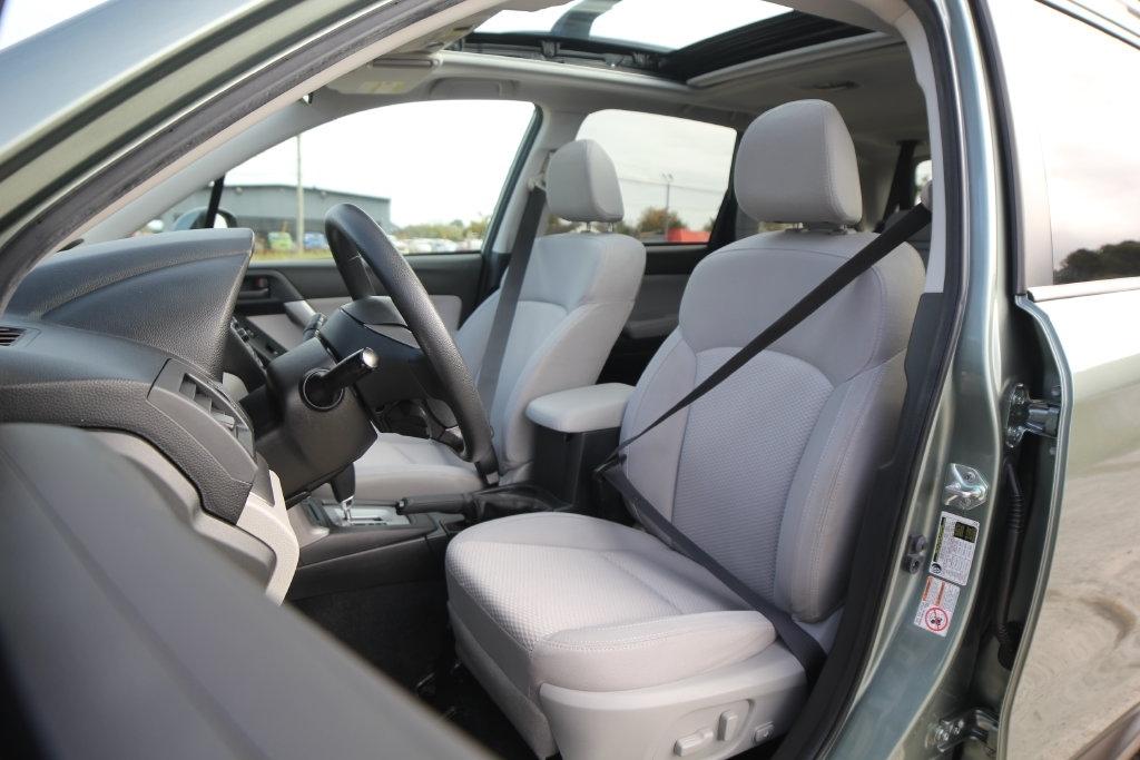 Subaru Forester 4dr CVT 2.5i Premium PZEV 2015