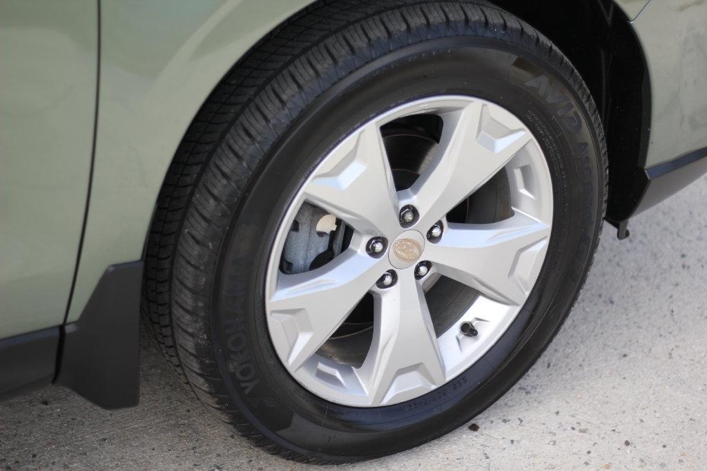 Subaru Forester 4dr CVT 2.5i Premium PZEV 2015