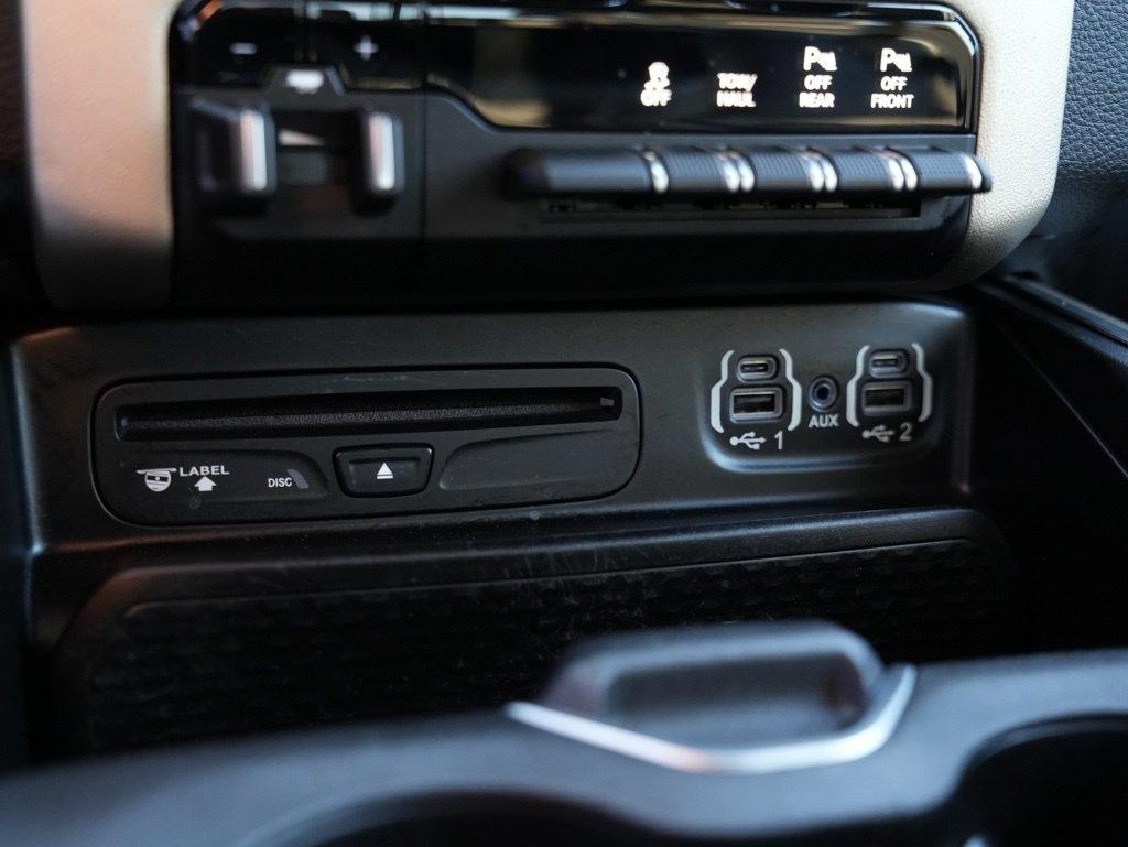 RAM 1500 Laramie 4x2 Quad Cab 6'4" Box 2019