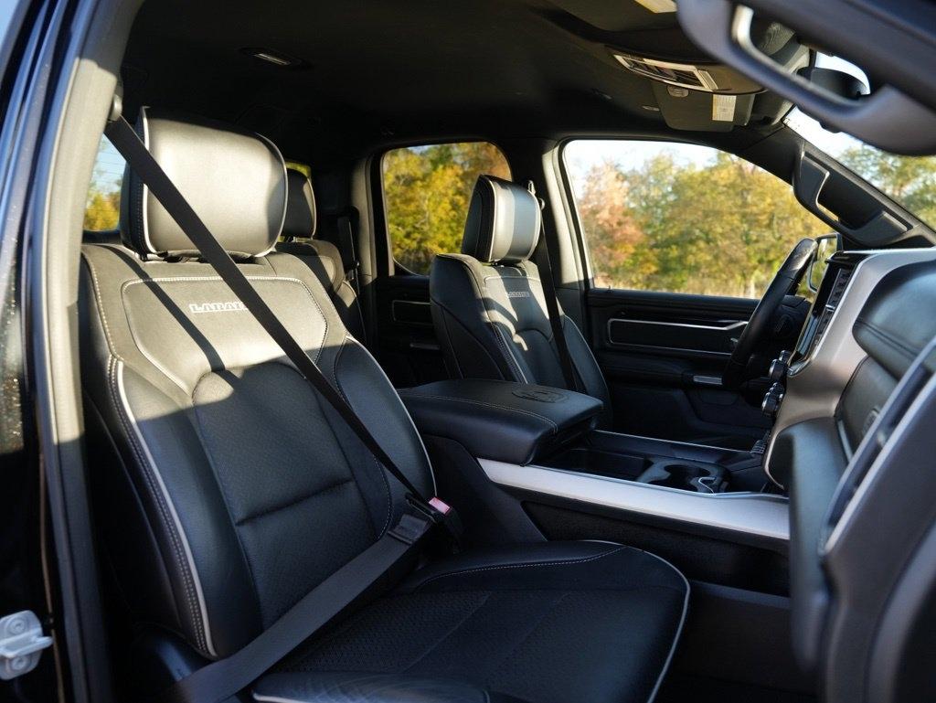 RAM 1500 Laramie 4x2 Quad Cab 6'4" Box 2019
