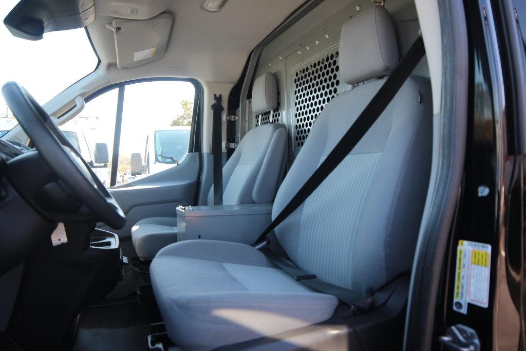 Ford Transit Van T-150 130" Low Rf 8600 GVWR Sliding RH Dr 2018