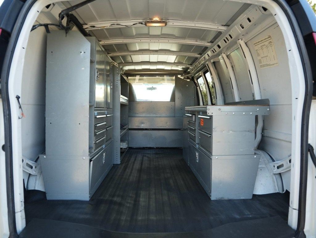 Chevrolet Express Cargo Van RWD 2500 155" 2013