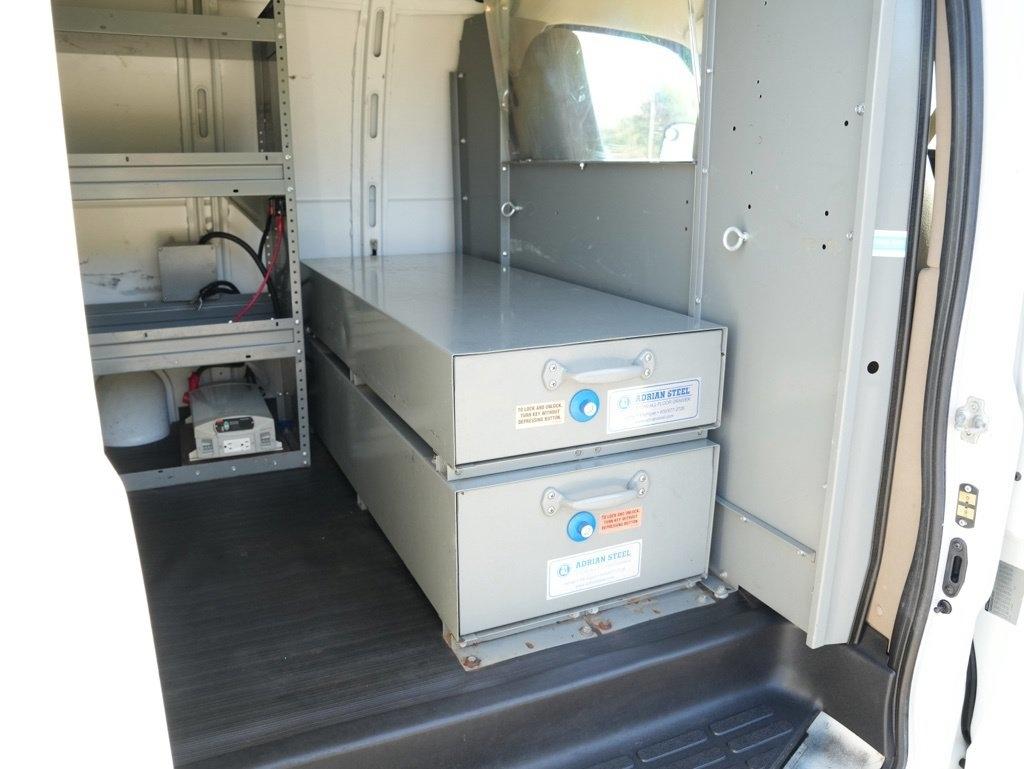 Chevrolet Express Cargo Van RWD 2500 155" 2013