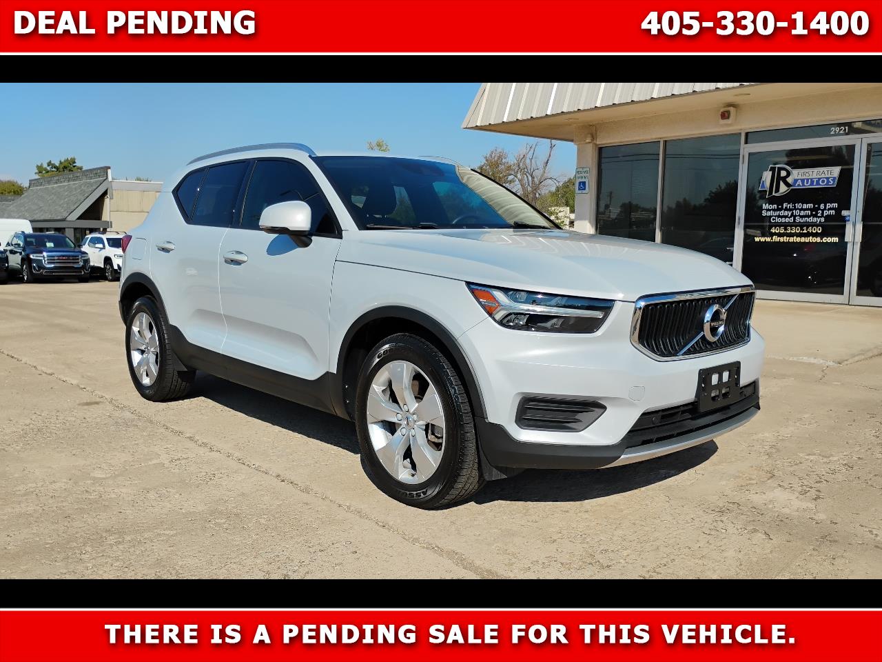 2022 Volvo XC40 T4 FWD Momentum