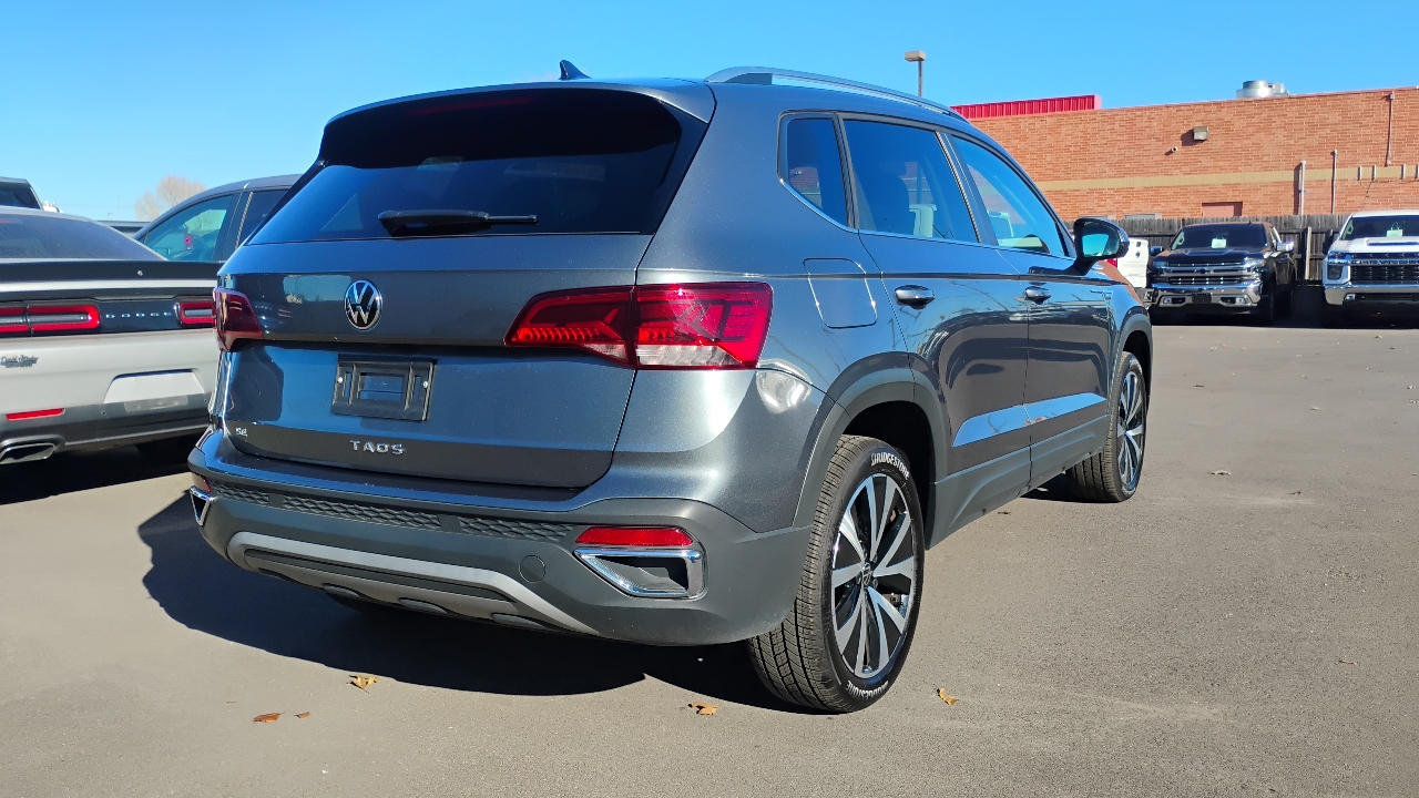 Volkswagen Taos SE FWD 2024