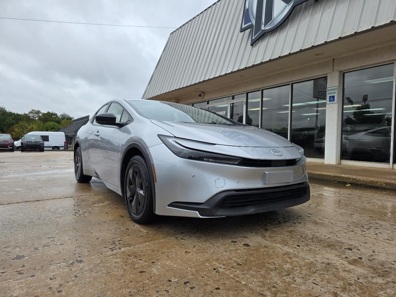 2024 Toyota Prius LE