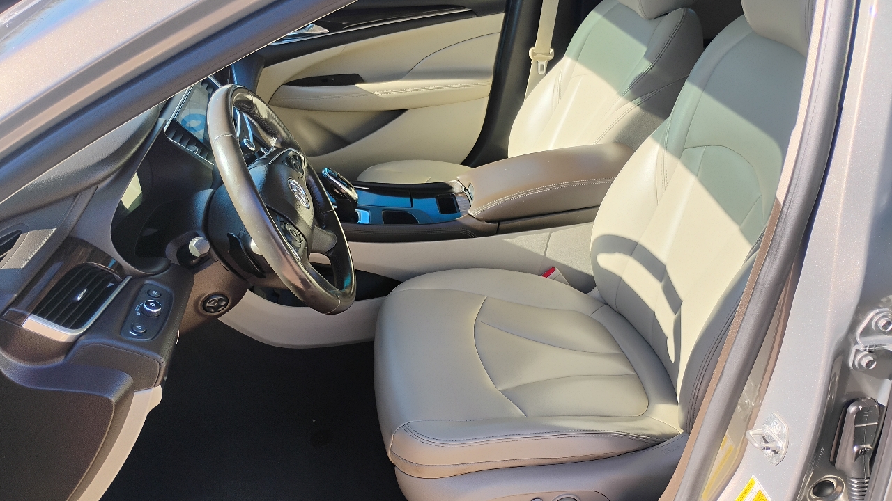 Buick LaCrosse 4dr Sdn Preferred FWD 2017