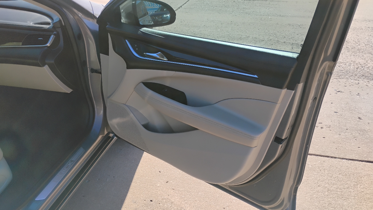 Buick LaCrosse 4dr Sdn Preferred FWD 2017