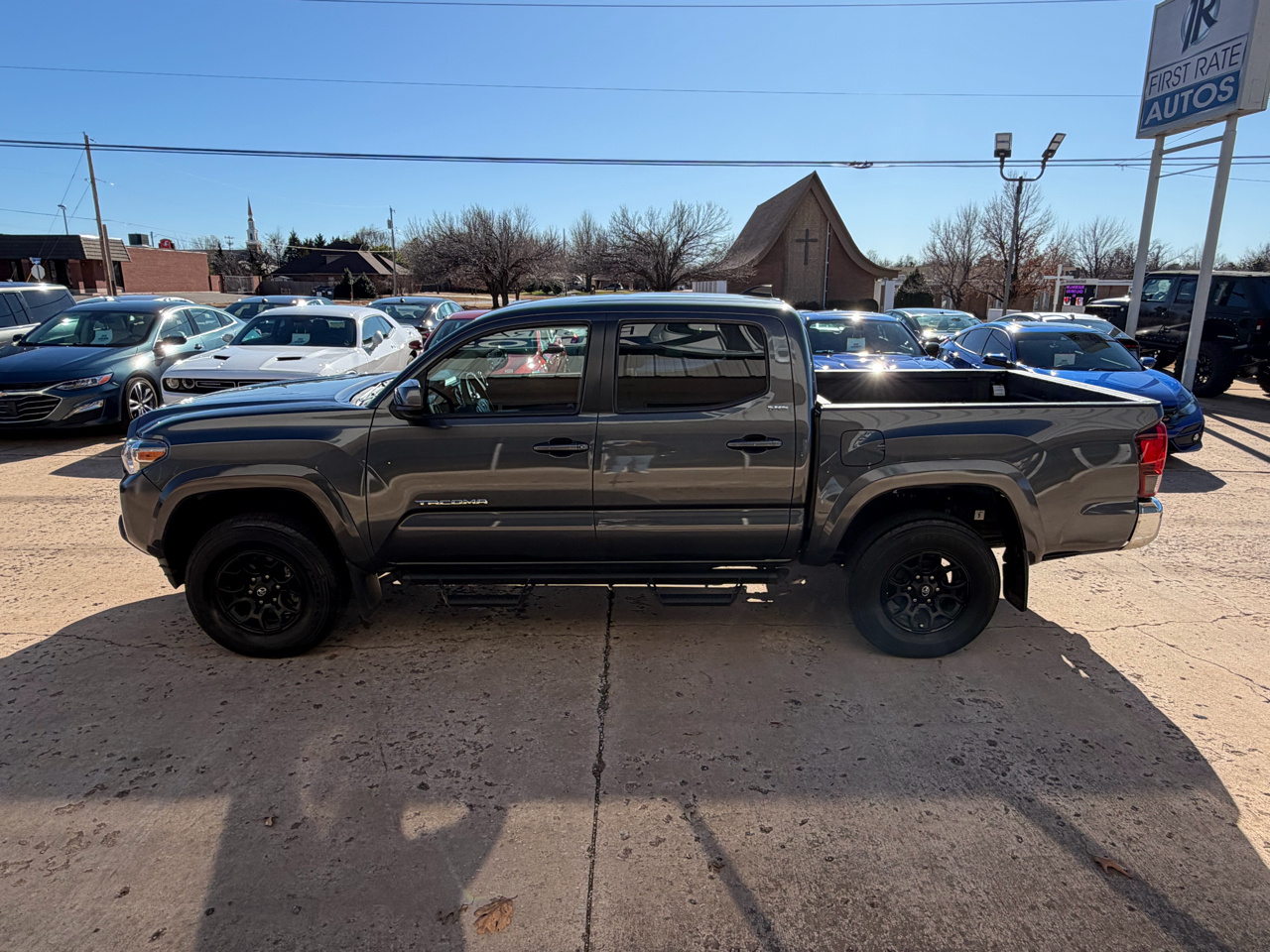 Toyota Tacoma 4WD SR5 Double Cab 5' Bed V6 AT (Natl) 2022