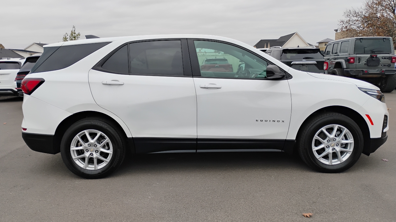 Chevrolet Equinox AWD 4dr LS w/1LS 2022