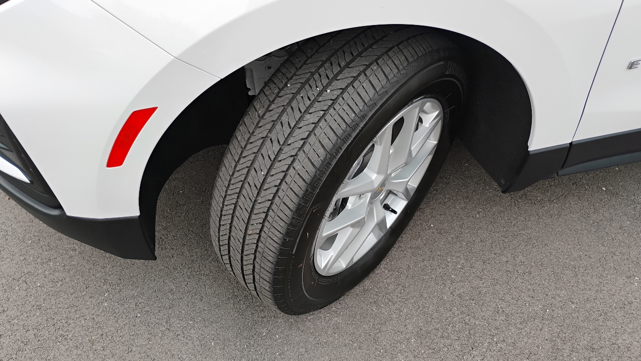 Chevrolet Equinox AWD 4dr LS w/1LS 2022