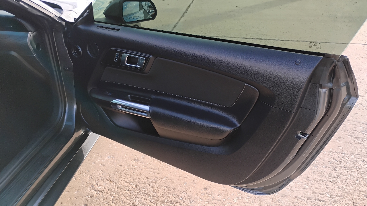 Ford Mustang EcoBoost Convertible 2019