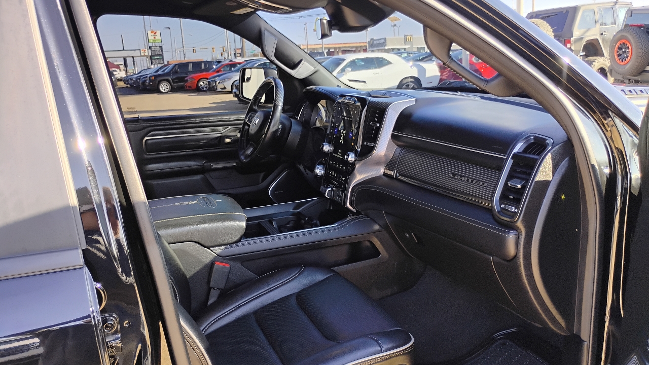 RAM 1500 Limited 4x4 Crew Cab 5'7" Box 2021