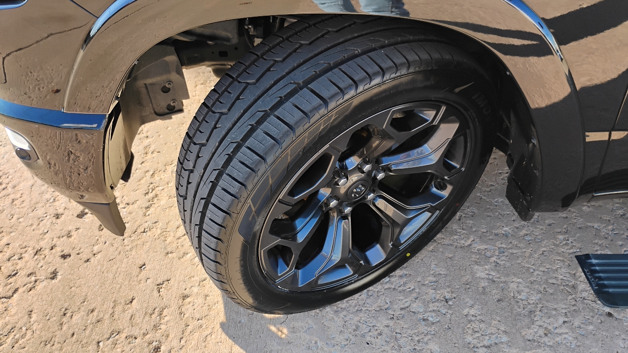 RAM 1500 Limited 4x4 Crew Cab 5'7" Box 2021